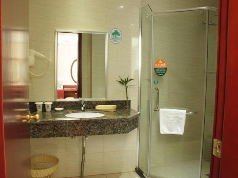 Greentree Inn Zhejiang Zhoushan Shenjiamen Middle Donghai Road Shell Hotel Bagian luar foto